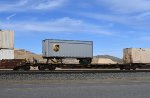 TTAX 653364 with UPS pup trailer